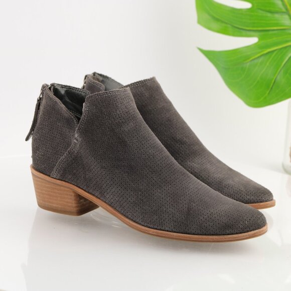 Dolce Vita Womens Karsen Boots Size 8.5 Gray Suede Low Block Heel Comfy Booties - Picture 1 of 12